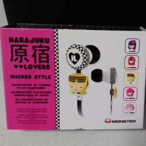 Harajuku Lovers In-Ear Headphones Complete set with case